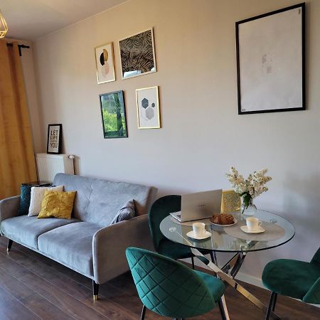 Vizzit Us Premium Apartments Marina Mokotow Varsavia Esterno foto